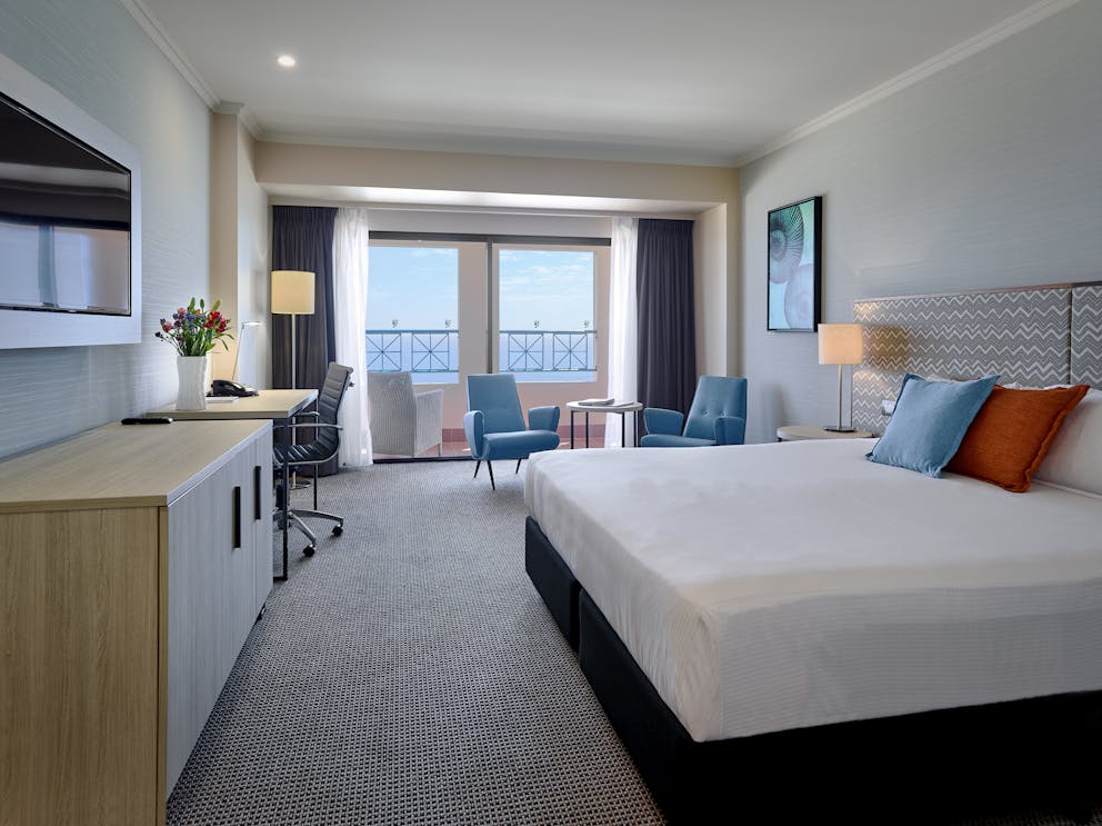 Stamford Grand Adelaide Ocean Balcony Room