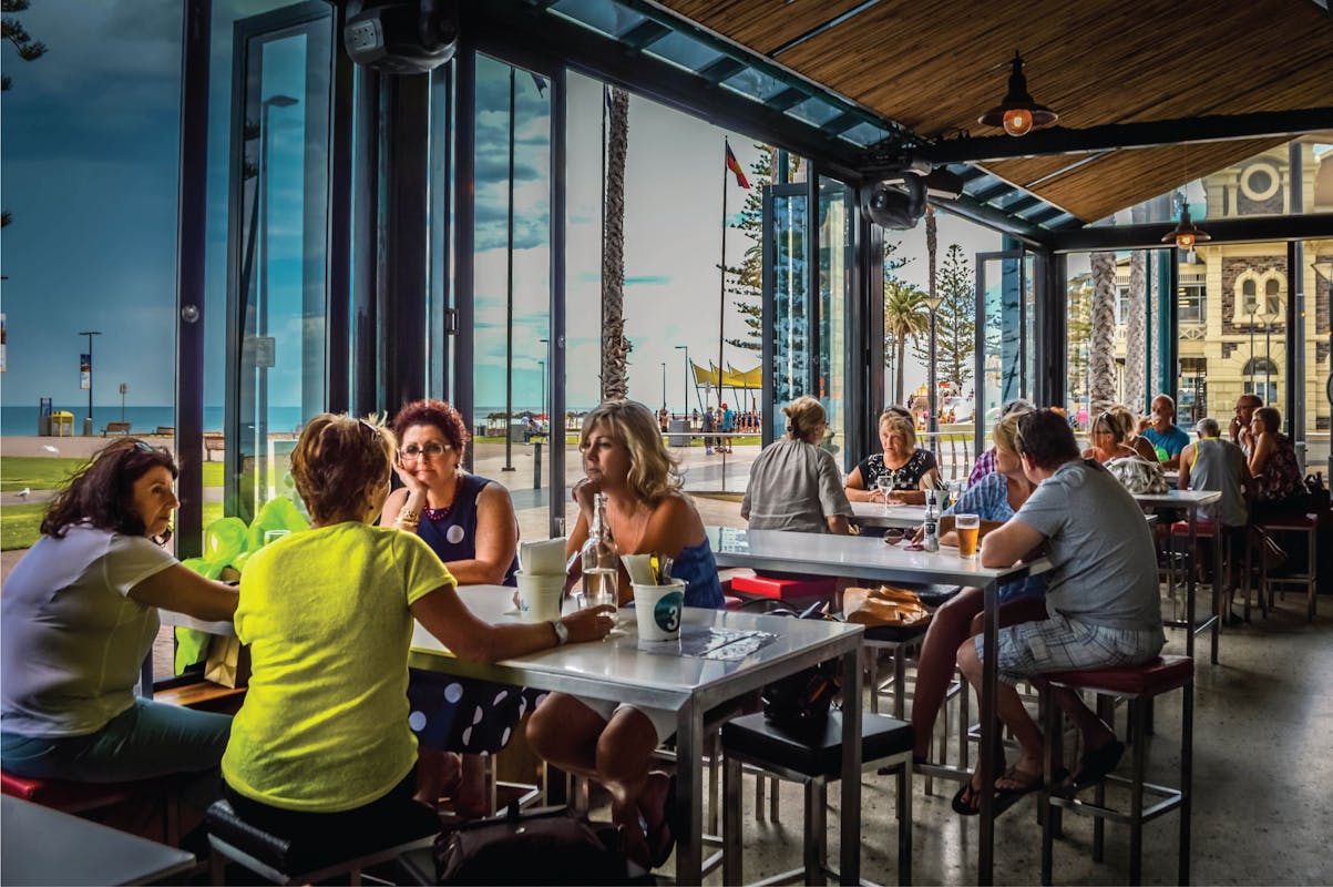 Glenelg Restaurants & Bars Stamford Grand Adelaide Hotel