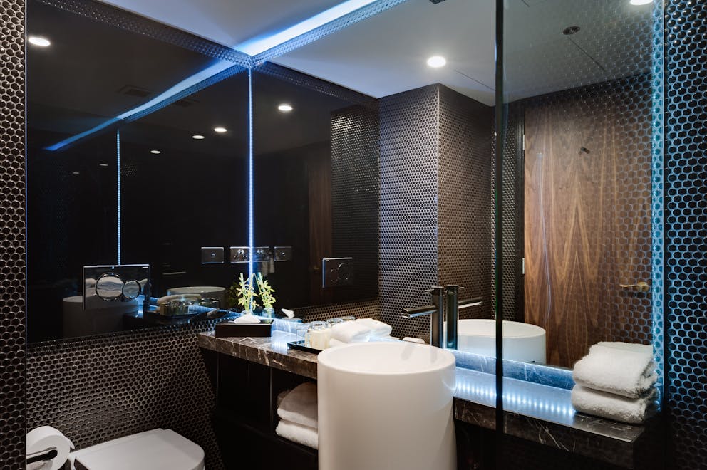 Presidential Suite Bathroom