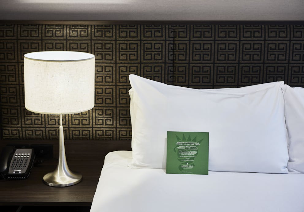 Stamford Plaza Melbourne Superior room Bed Close up