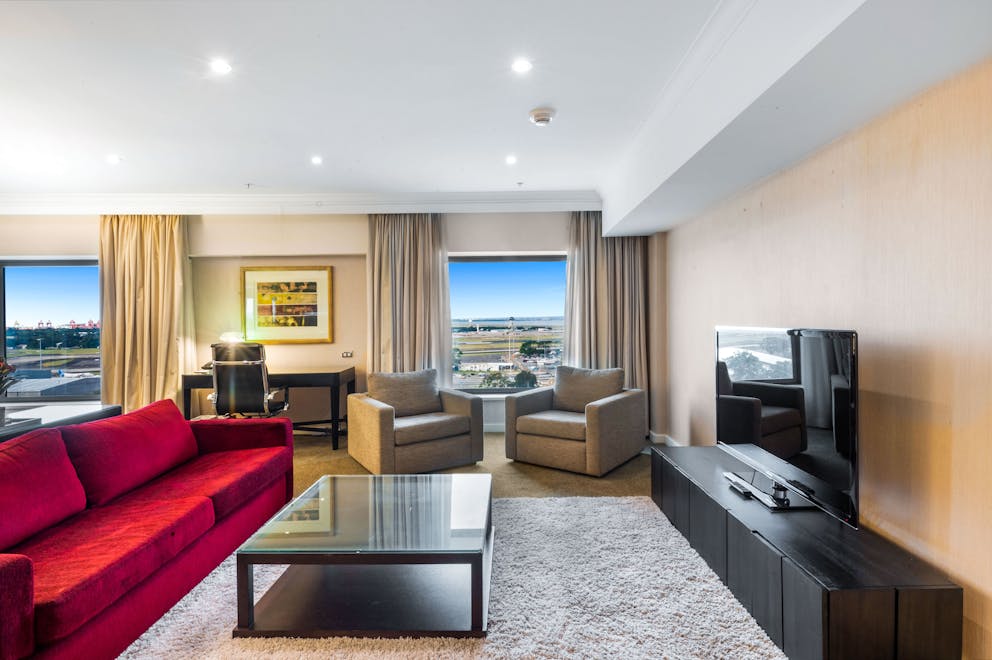 Stamford Suite Living