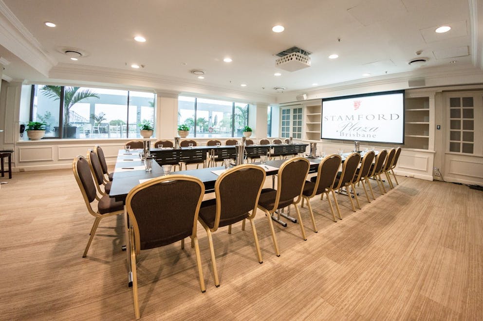 Stamford Lounge U Shape 21 paxs v2